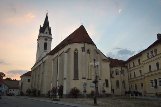 Kostel sv. Jiljí a Panny Marie Královny