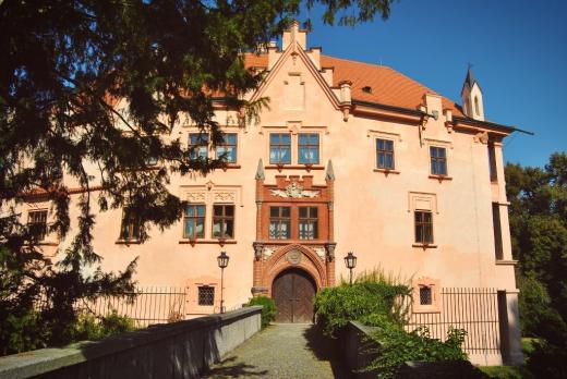 Zámek Vrchotovy Janovice