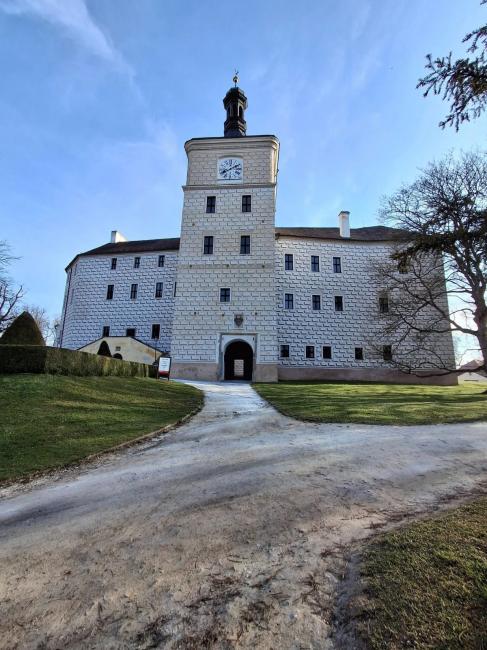 Zámek Březnice