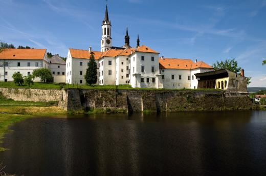 Cisterciácký klášter a kostel ve Vyšším Brodě