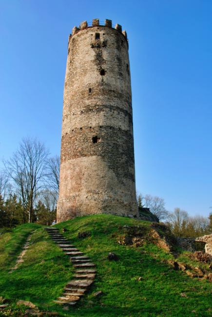 Hradní věž hradu Šelmberk