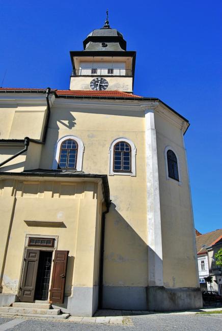 Kostel a vyhlídková věž sv. Jana Křtitele v Počátkách