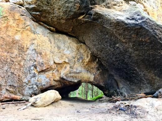 Žabí jeskyně