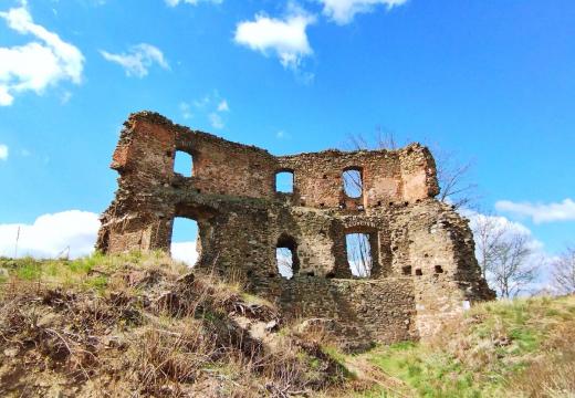 Zřícenina hradu Cimburk u Trnávky